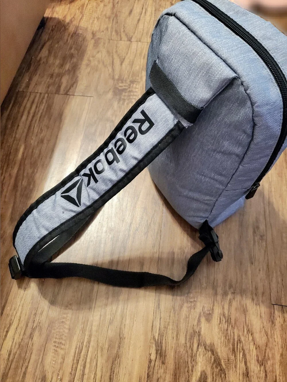 Reebok small crossbody travel/side bag